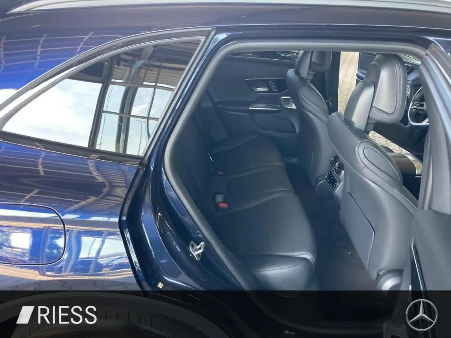 GLC 300 d 4MATIC /HUD/Ventilation/360/ACC