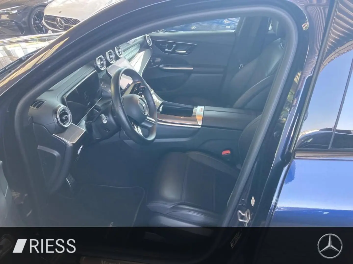 GLC 300 d 4MATIC /HUD/Ventilation/360/ACC