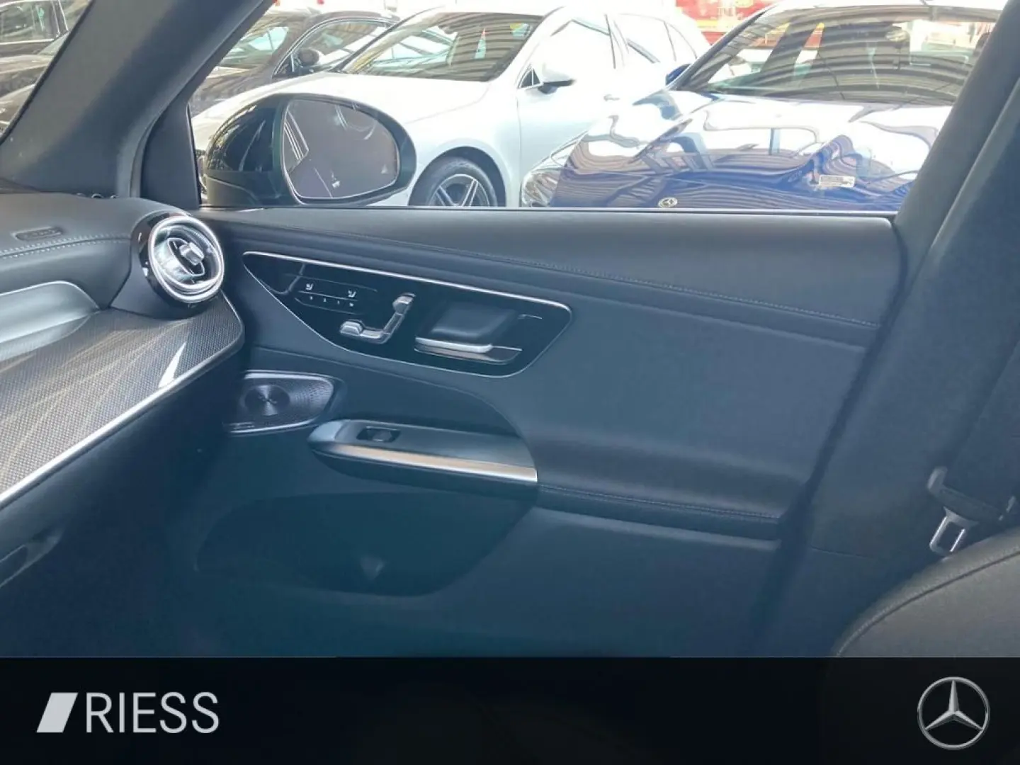 GLC 300 d 4MATIC /HUD/Ventilation/360/ACC