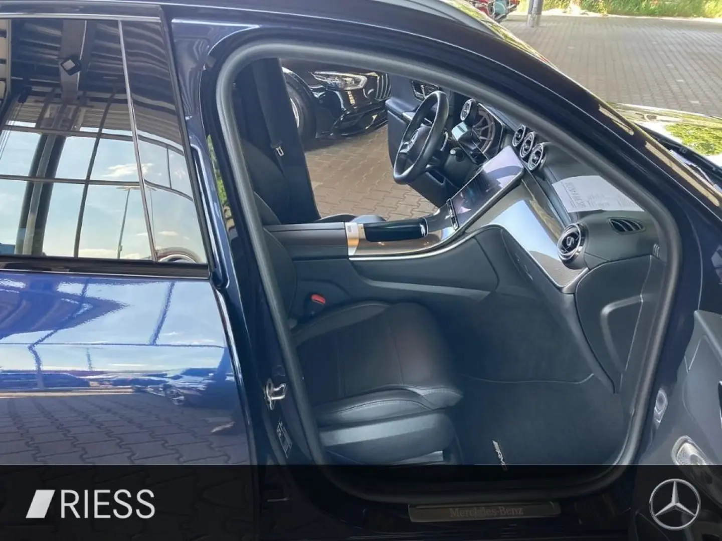 GLC 300 d 4MATIC /HUD/Ventilation/360/ACC
