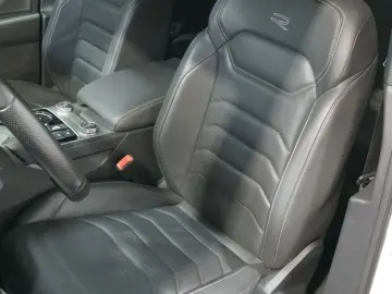 Touareg R-Line 4Motion 3.0 TDI *AHK*IQ.LIGHT*
