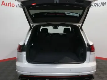 Touareg R-Line 4Motion 3.0 TDI *AHK*IQ.LIGHT*