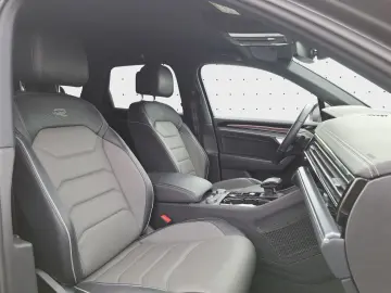 Touareg R-Line 3.0 TDI Facelift*22Z*STHZ*LUFT*HU