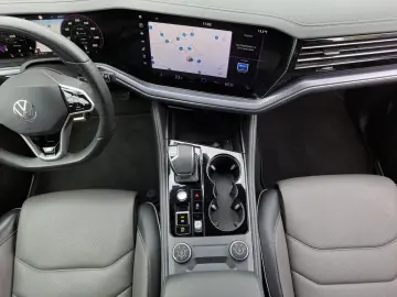 Touareg R-Line 3.0 TDI Facelift*22Z*STHZ*LUFT*HU