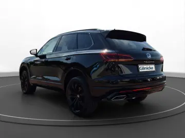 Touareg 3.0 TDI DSG R-Line 4Motion AHK Luft Pano