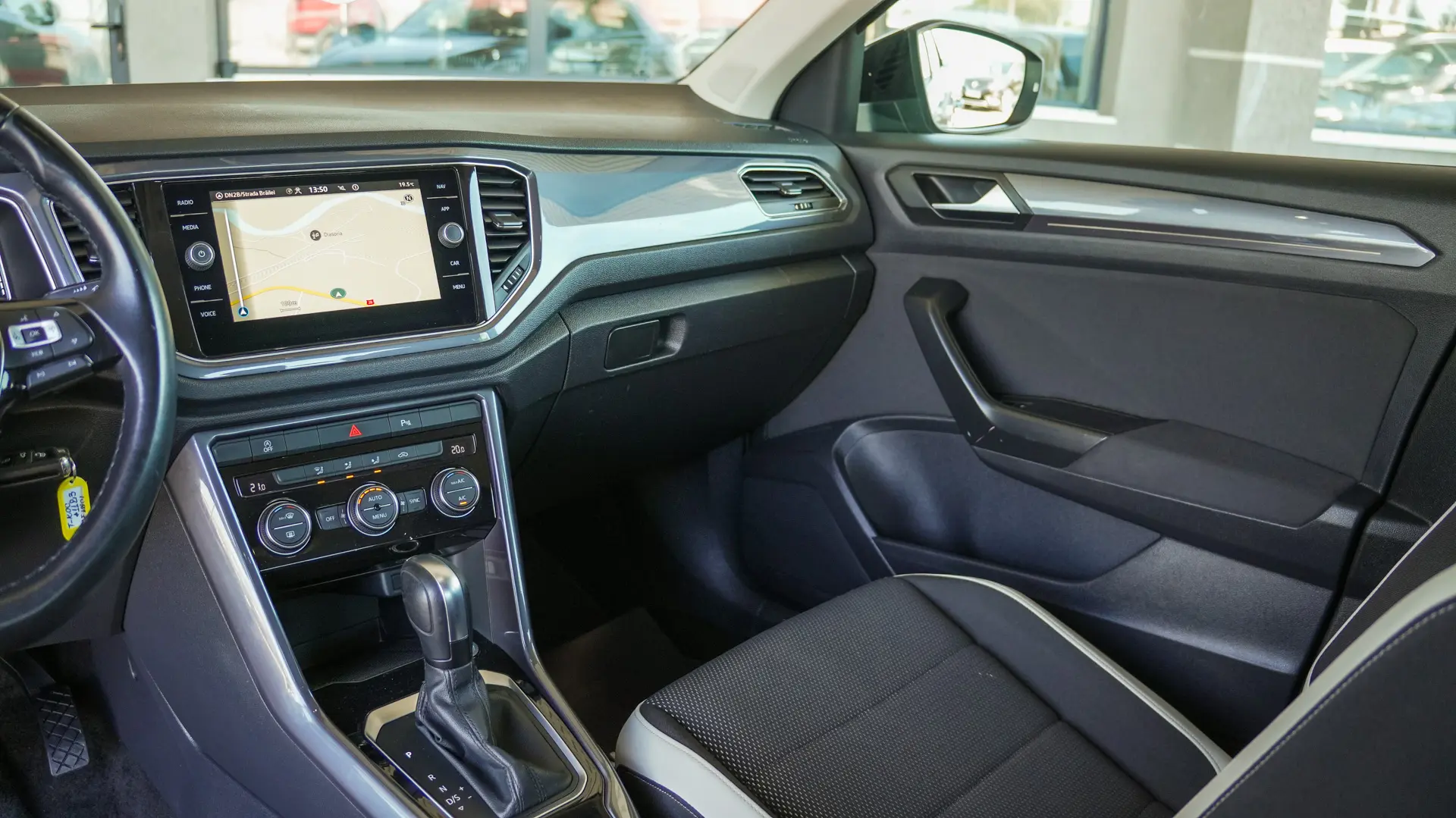 VOLKSWAGEN T-ROC 2.0 TDI
