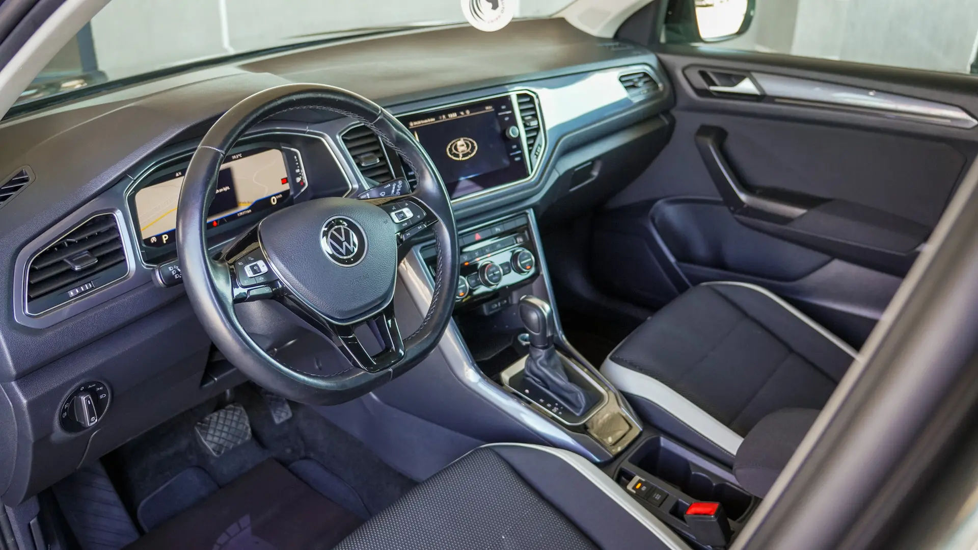 VOLKSWAGEN T-ROC 2.0 TDI