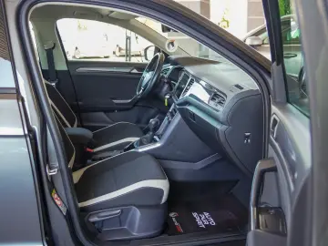 VOLKSWAGEN T-ROC 2.0 TDI