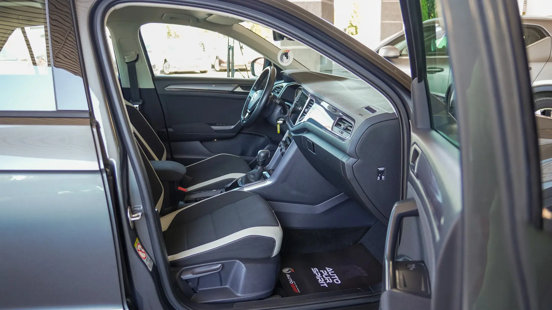 VOLKSWAGEN T-ROC 2.0 TDI