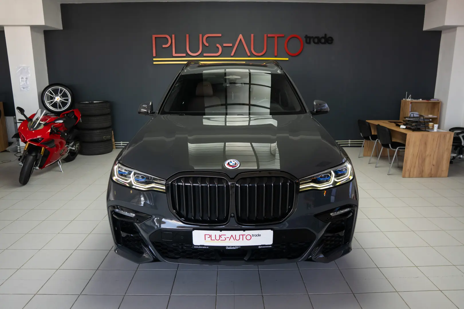 BMW X7 M50 I