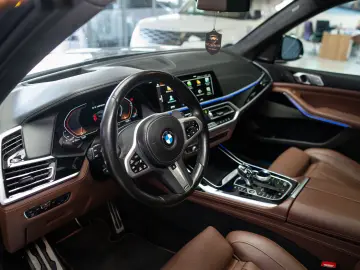 BMW X7 M50 I