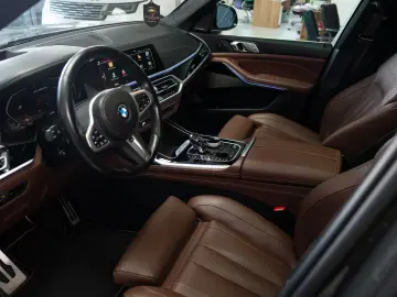 BMW X7 M50 I