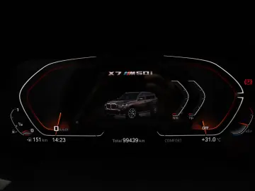 BMW X7 M50 I