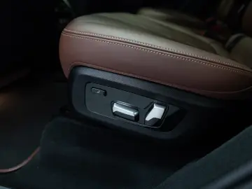 BMW X7 M50 I