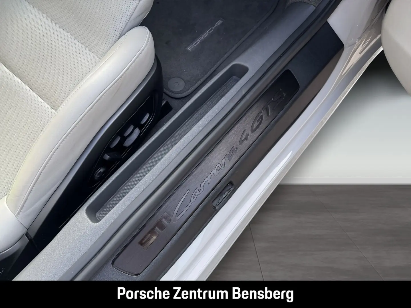 911 992 Carrera 4 GTS/Ventilation/360/Lift/SportExh/Bose/
