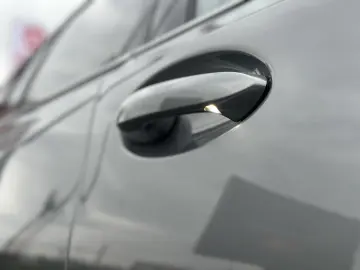 BMW Individual   Carbon   Piele Roșie   HUD   H&K   LUXOS