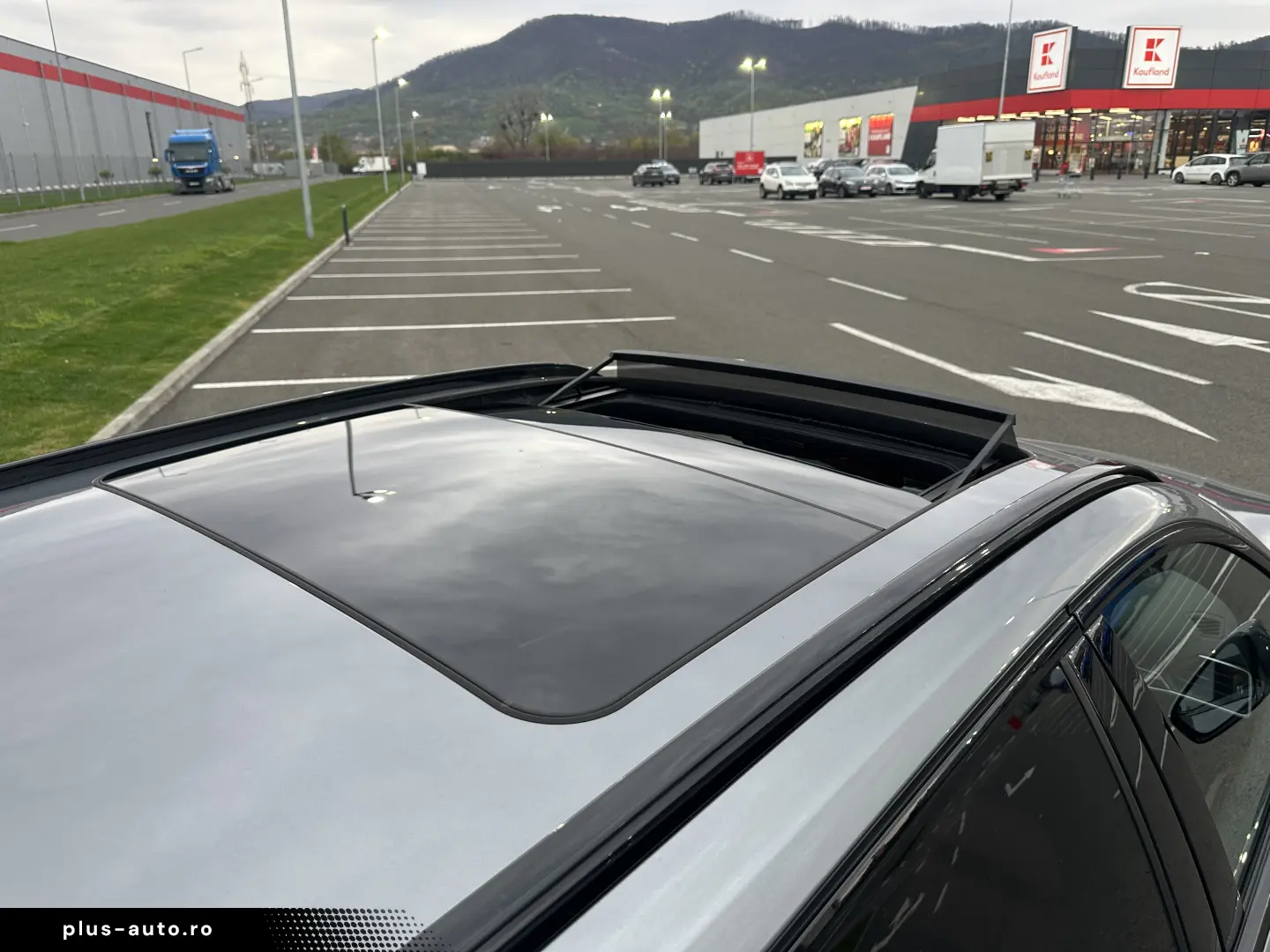 BMW Individual   Carbon   Piele Roșie   HUD   H&K   LUXOS