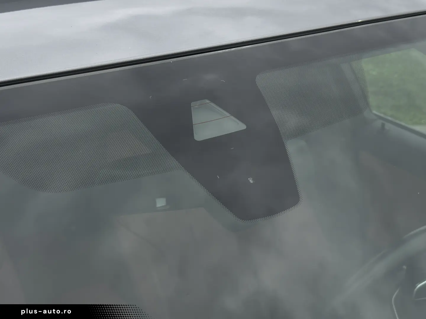 BMW Individual   Carbon   Piele Roșie   HUD   H&K   LUXOS