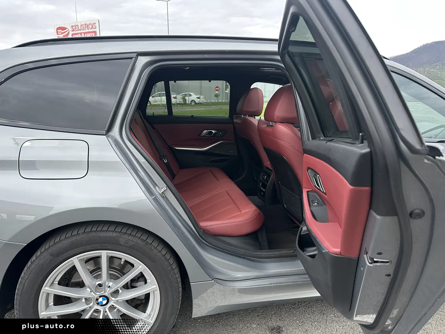 BMW Individual   Carbon   Piele Roșie   HUD   H&K   LUXOS