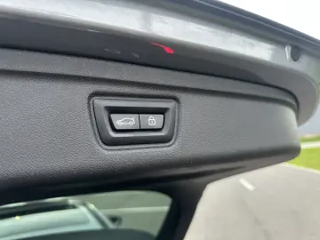 BMW Individual   Carbon   Piele Roșie   HUD   H&K   LUXOS