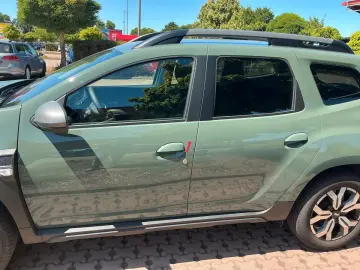Duster II Journey Automatik AHK+NAVI+KAMERA+LED