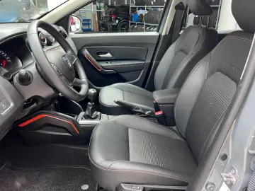 Duster 1.3 Extreme SITZHZG+NAVI+360°+CarPlay