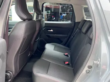 Duster 1.3 Extreme SITZHZG+NAVI+360°+CarPlay