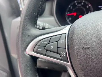 Duster 1.3 Extreme SITZHZG+NAVI+360°+CarPlay