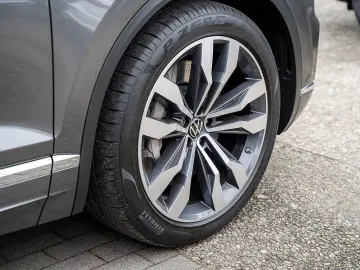 Touareg 3.0 V6 TSI eHybrid Elegance 4M AHK LEDER