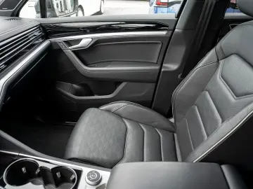 Touareg 3.0 V6 TSI eHybrid Elegance 4M AHK LEDER