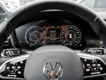 Touareg 3.0 V6 TSI eHybrid Elegance 4M AHK LEDER