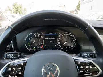 Touareg 3.0 V6 TSI eHybrid Atmosphere 4M AHK PAN