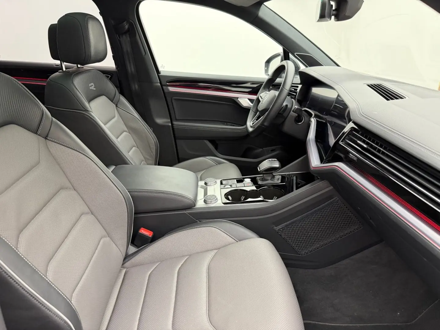 Touareg V6 TSI 4M R-Line BlackWankLuft22DynPano