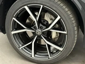Touareg V6 TSI 4M R-Line BlackWankLuft22DynPano