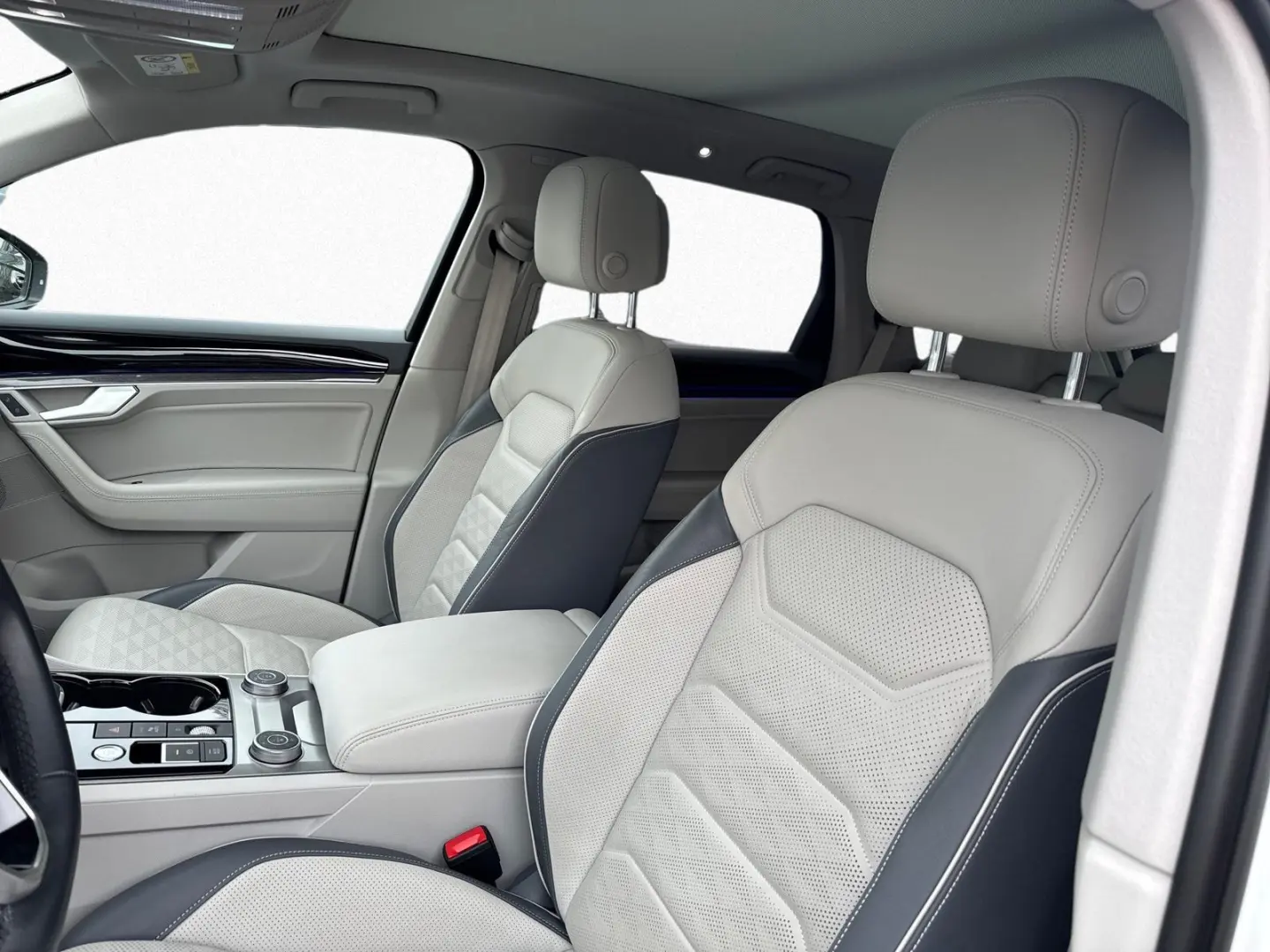 Touareg Elegance 3.0 TDI 8-Gang Aut. 4MOTION/Ventilation/360