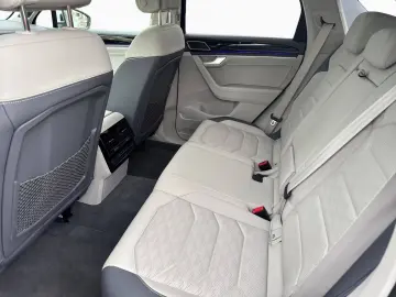 Touareg Elegance 3.0 TDI 8-Gang Aut. 4MOTION/Ventilation/360