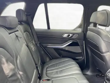 X5 xDrive30d M Sport *LED*LEDER*PANO*AHZV*