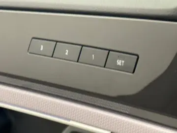 Touareg TDI 4M R-Line Matrix/Massage/Ventilation/360