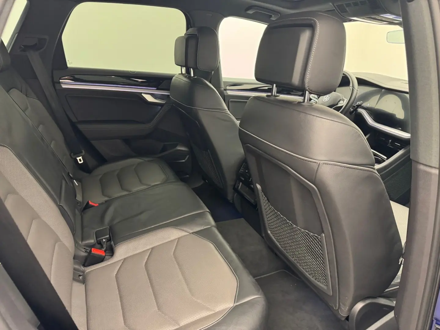Touareg TDI 4M R-Line Matrix/Massage/Ventilation/360