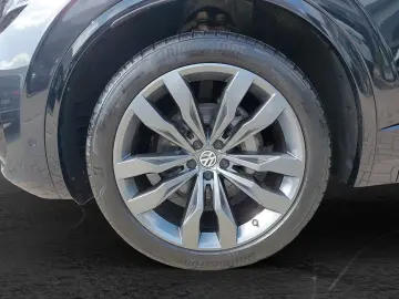 Touareg 3.0 TDI 4M One Million R-Line Black Styl