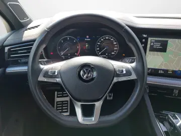 Touareg 3.0 TDI 4M One Million R-Line Black Styl