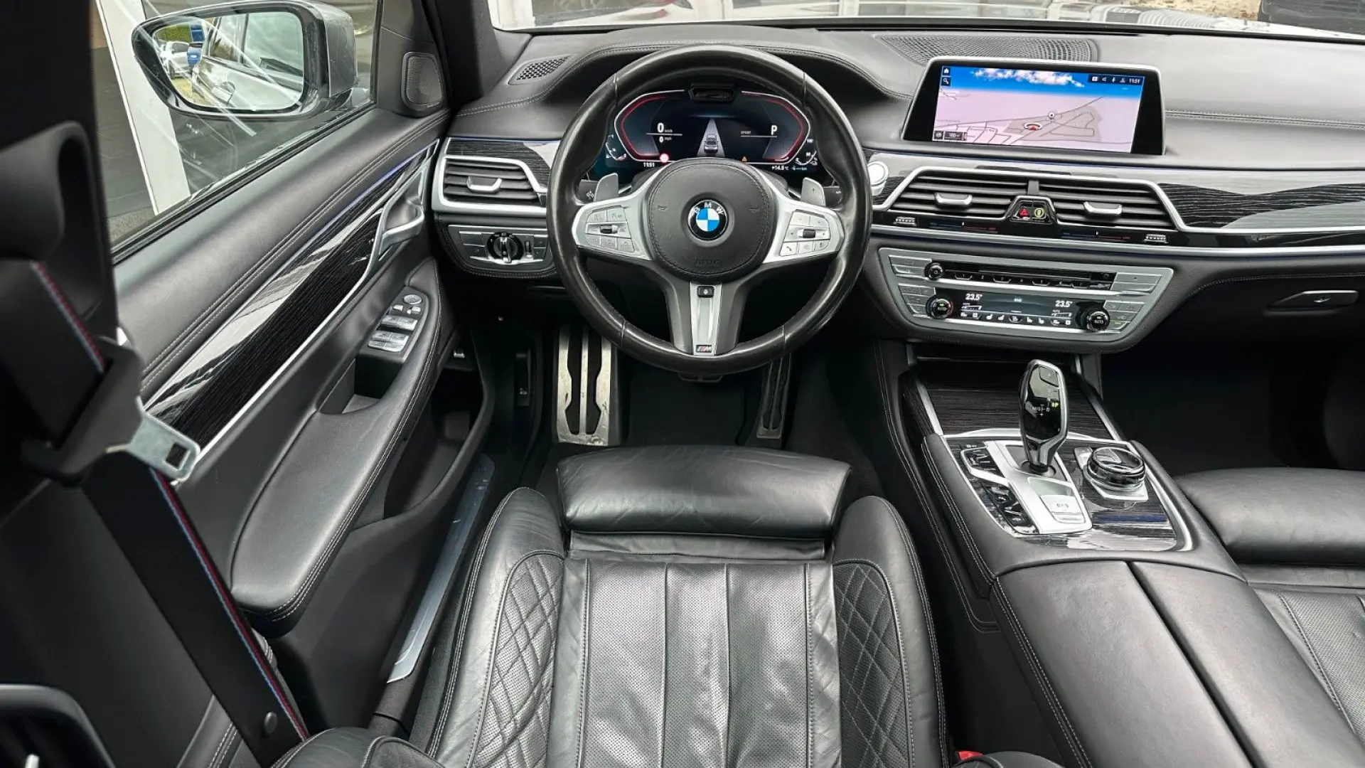 745e M SPORT SITZBELÜF+HUD+ACC+360+GSD+LUFTF+LAS