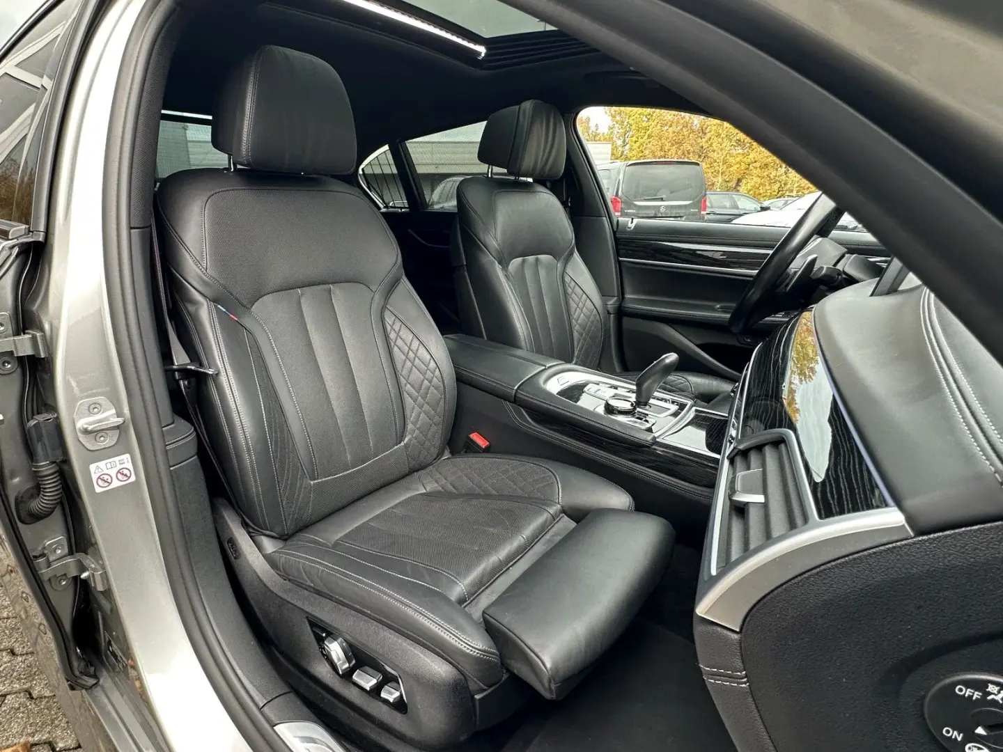 745e M SPORT SITZBELÜF+HUD+ACC+360+GSD+LUFTF+LAS
