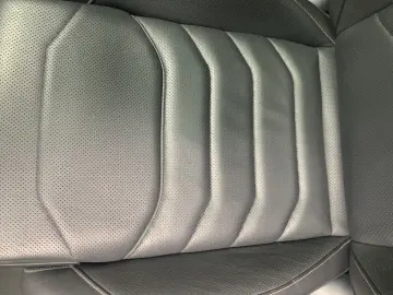 Touareg 3.0 TDI 4M R-LINE MATRIX+AIR+NAVI+Ventil+360