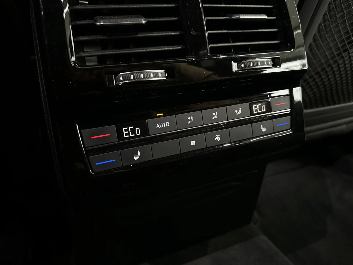 Touareg R-Line BLACK|NACHT |HUD|AHK|SOFT|LUFT|
