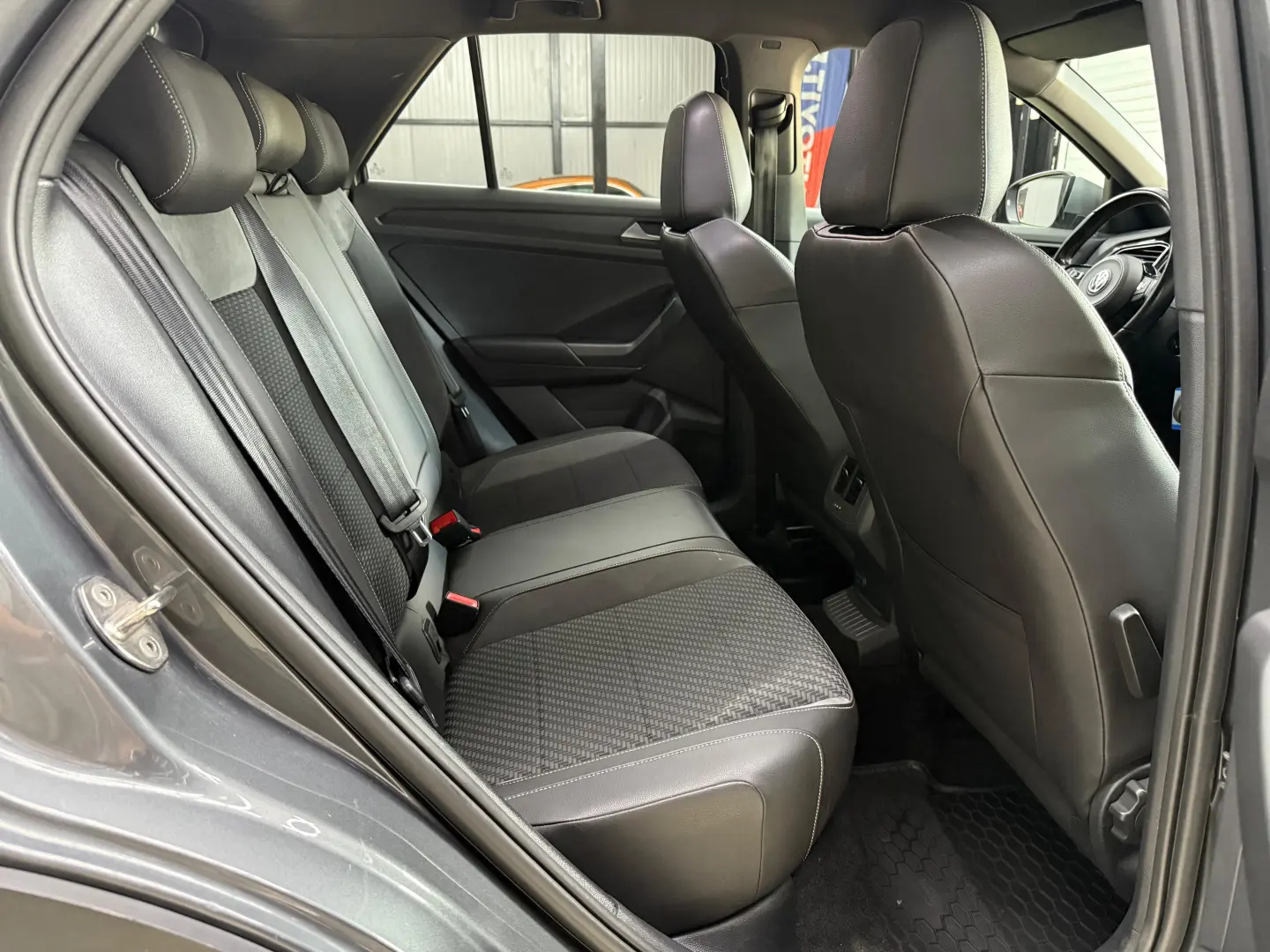 Volkswagen T-Roc R 2.0 TSI 4Motion