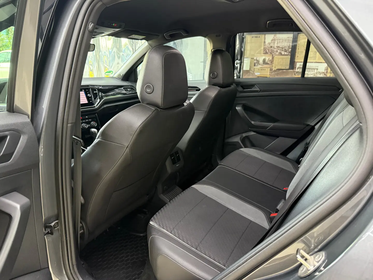 Volkswagen T-Roc R 2.0 TSI 4Motion