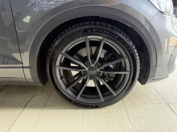 Volkswagen T-Roc R 2.0 TSI 4Motion