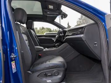 Touareg 3.0 TSI eHybrid 4Motion R PANORAMA LUFTF