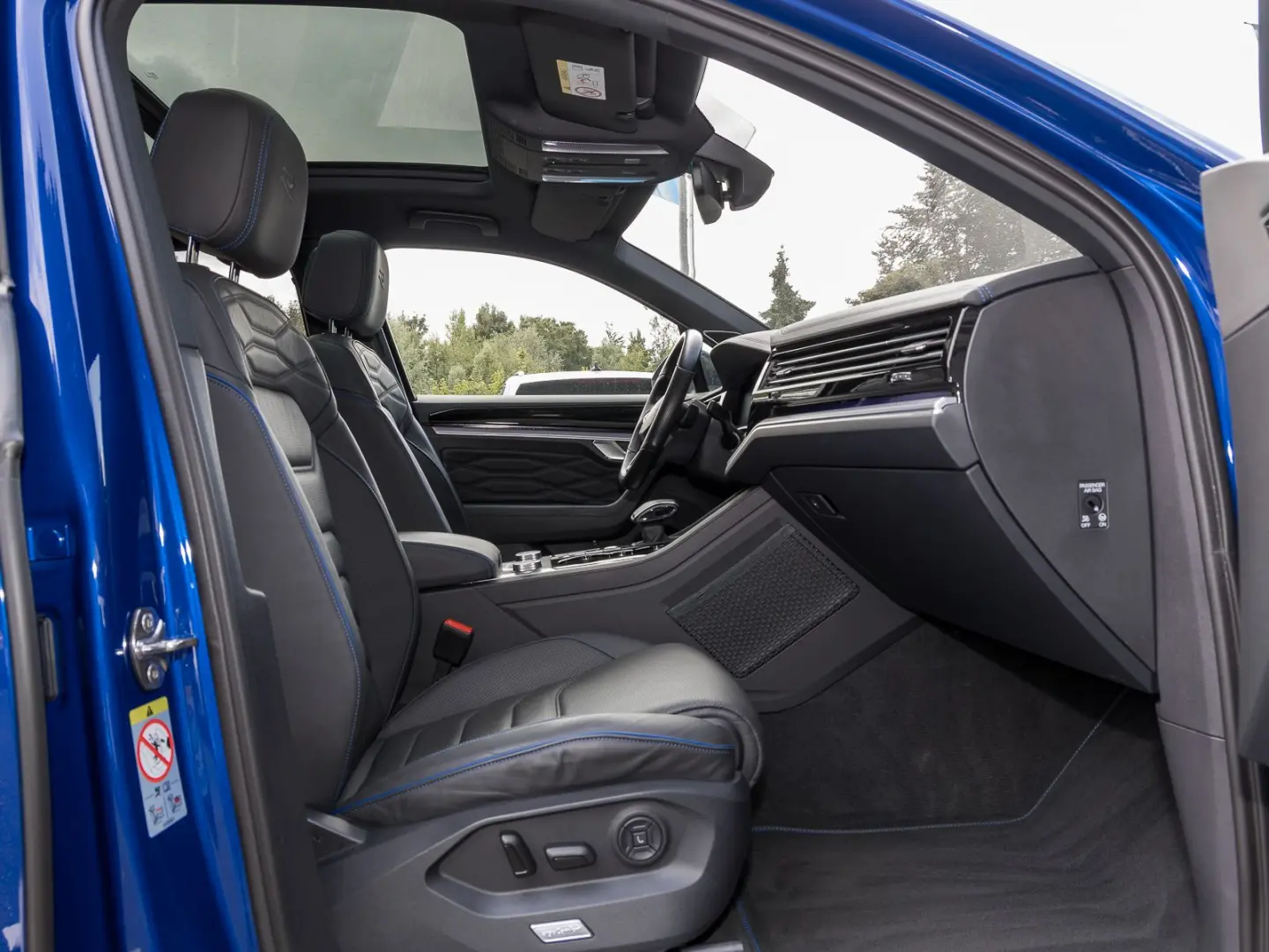 Touareg 3.0 TSI eHybrid 4Motion R PANORAMA LUFTF